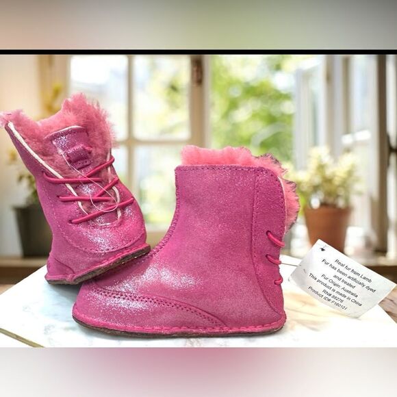 UGG Infant Baby Toddler Winter Boo Crib Shearling Boots Size 6/7 L 18-24 Months - Picture 7 of 14